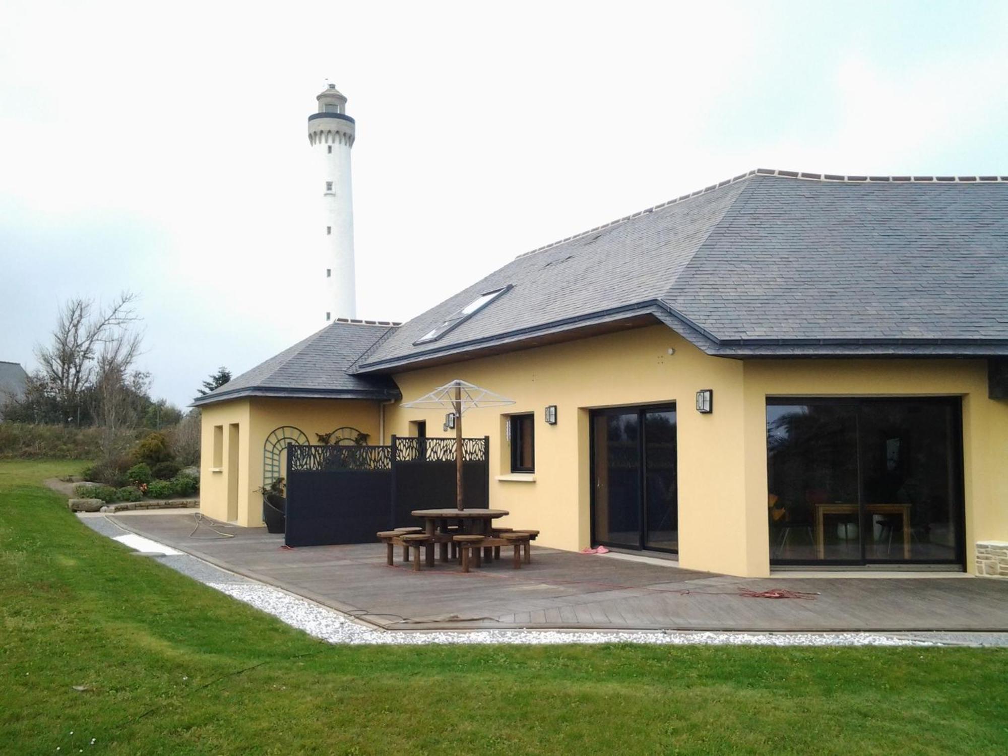Le Phare De Trezien - Proche Plage Plouarzel Exterior photo